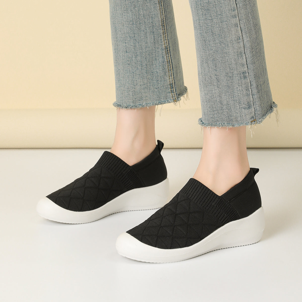 厚底軽量ウェッジスニーカー 包頭タイプ レディース