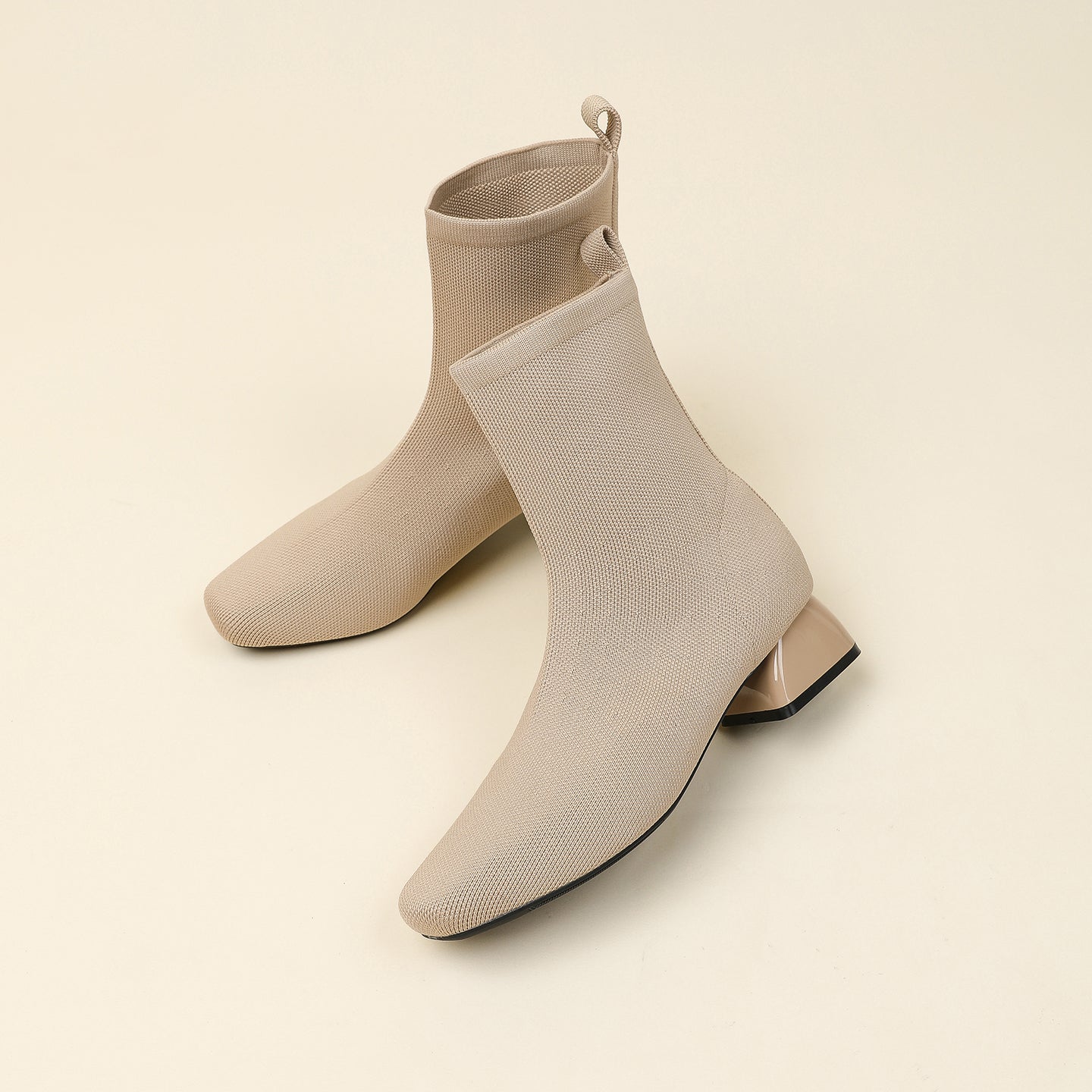 秋冬用粗ヒールショートブーツ