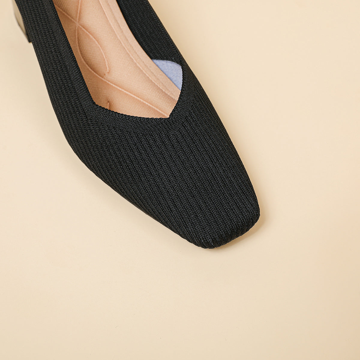 スクエアトゥVカット粗ヒールパンプス（6cmハイヒール）