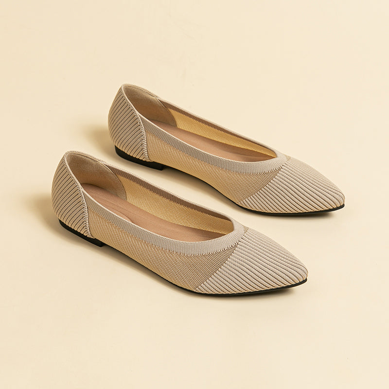 尖頭鏤空フラットシューズ