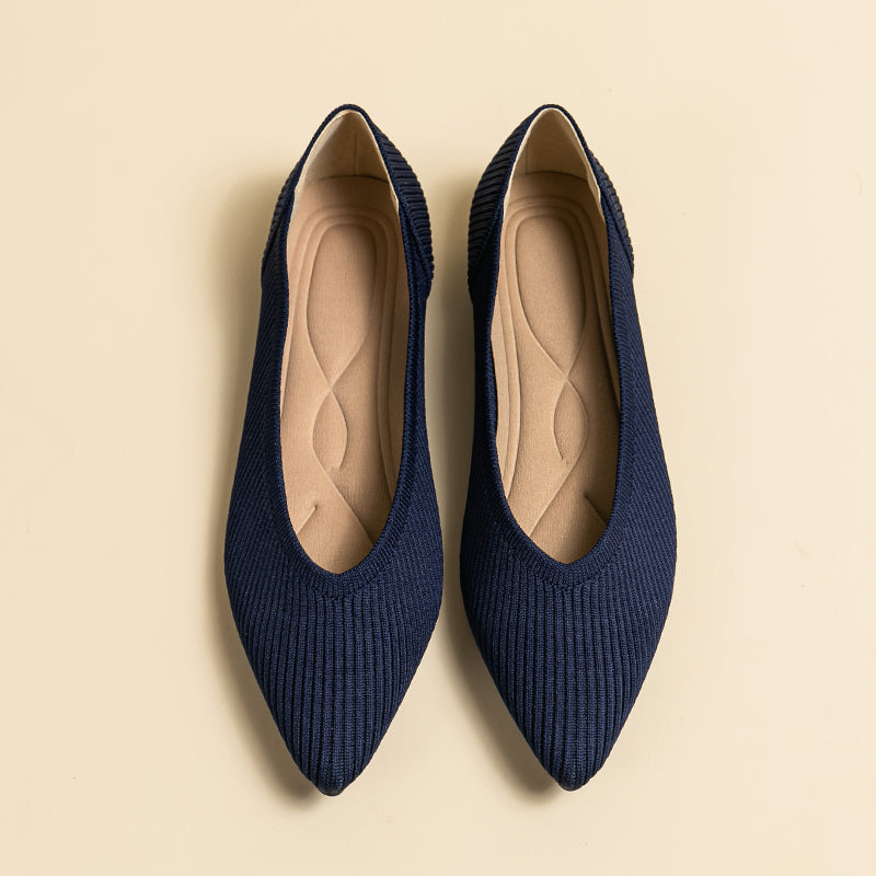 尖トゥ浅口フラットシューズ（カジュアルパンプス）