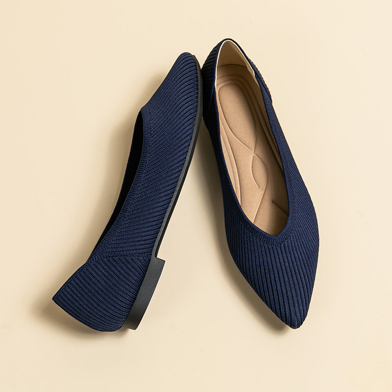 尖トゥ浅口フラットシューズ（カジュアルパンプス）