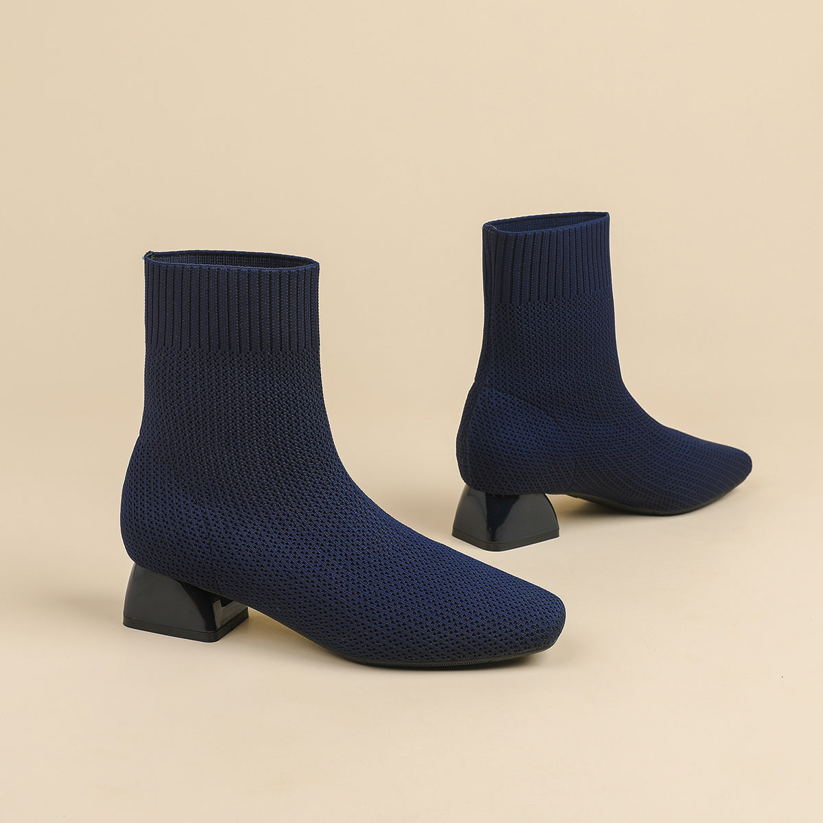 スクエアトゥ通気性ファブリック3cmヒールショートブーツ