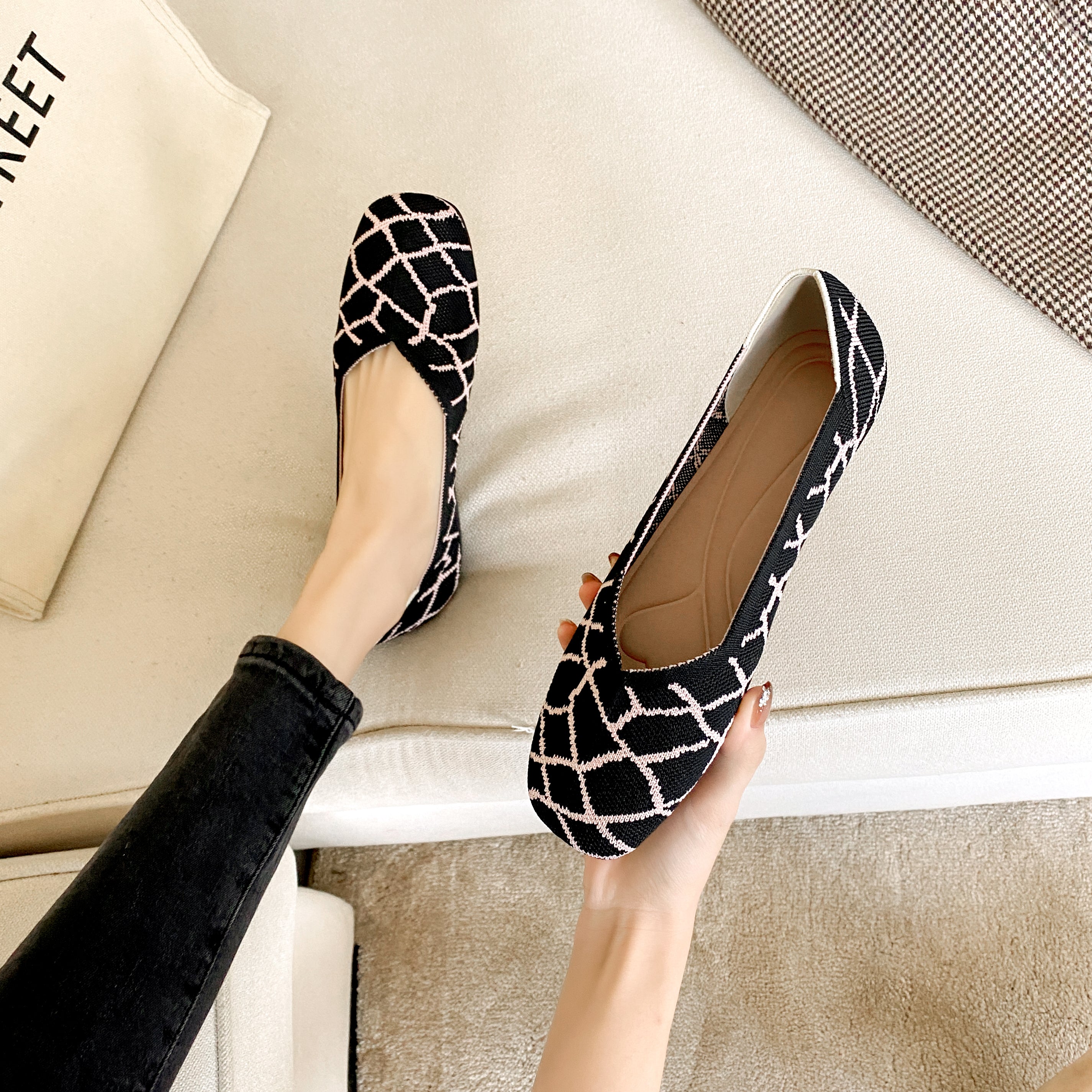 スクエアトゥ フラットシューズ 3Dニット カジュアルシューズ