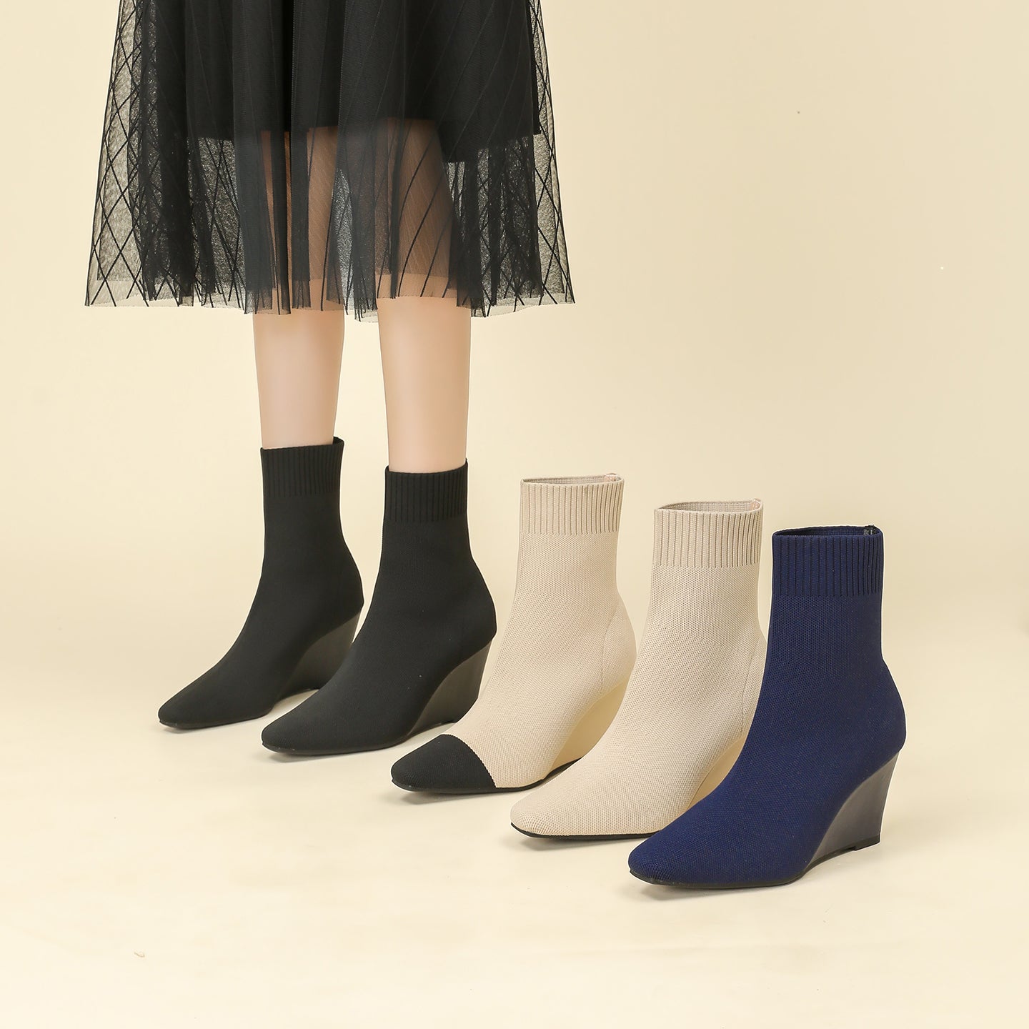 スクエアトゥウェッジショートブーツ